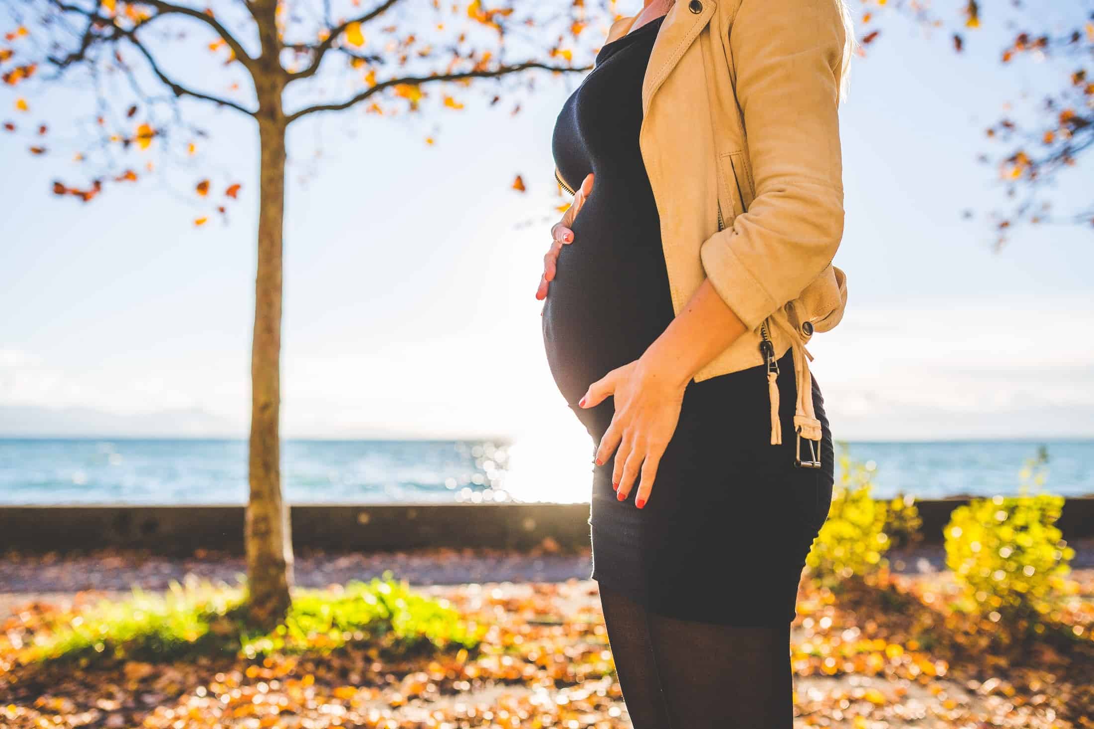 Zmienne nastroje w czasie ciąży – czy wiesz, jak sobie z nimi radzić?