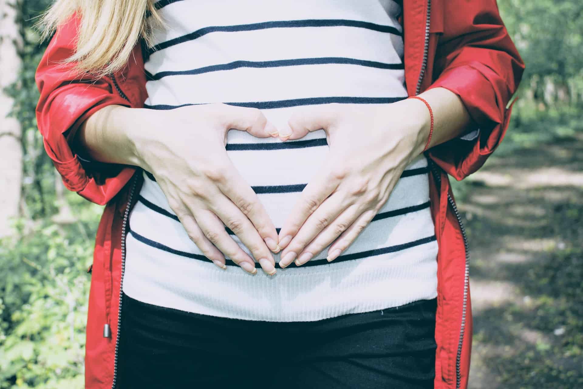 Eleganckie ciążowe kreacje – poznaj nasze propozycje