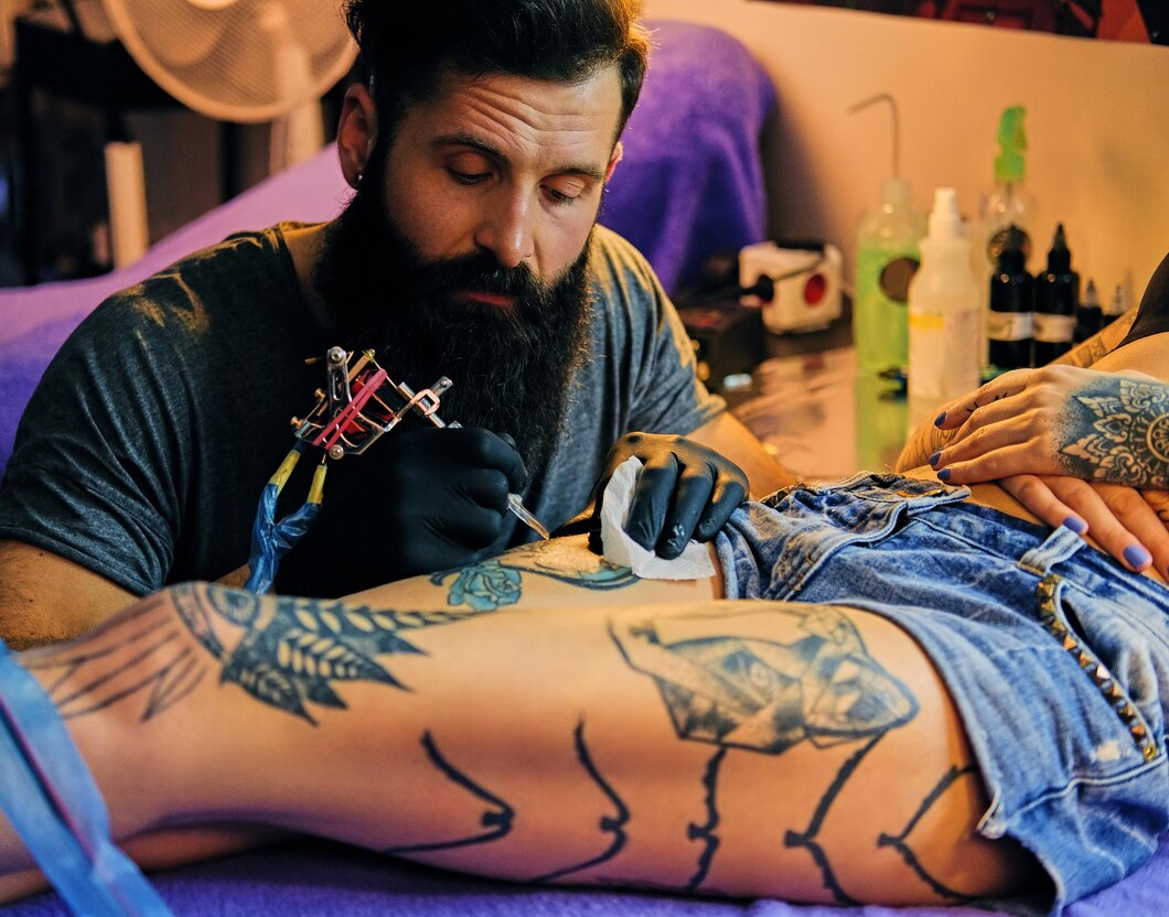 Wybór igieł i technik do tworzenia różnych stylów tatuaży